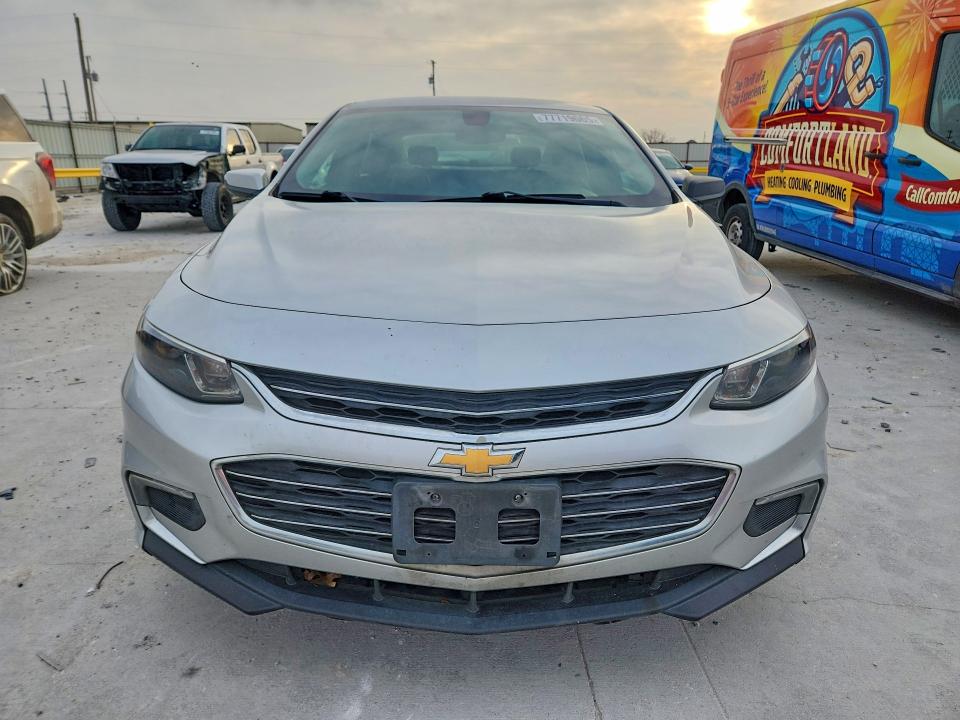 Photo 5 from auction – 2018 CHEVROLET MALIBU with VIN 1G1ZD5ST2JF202197