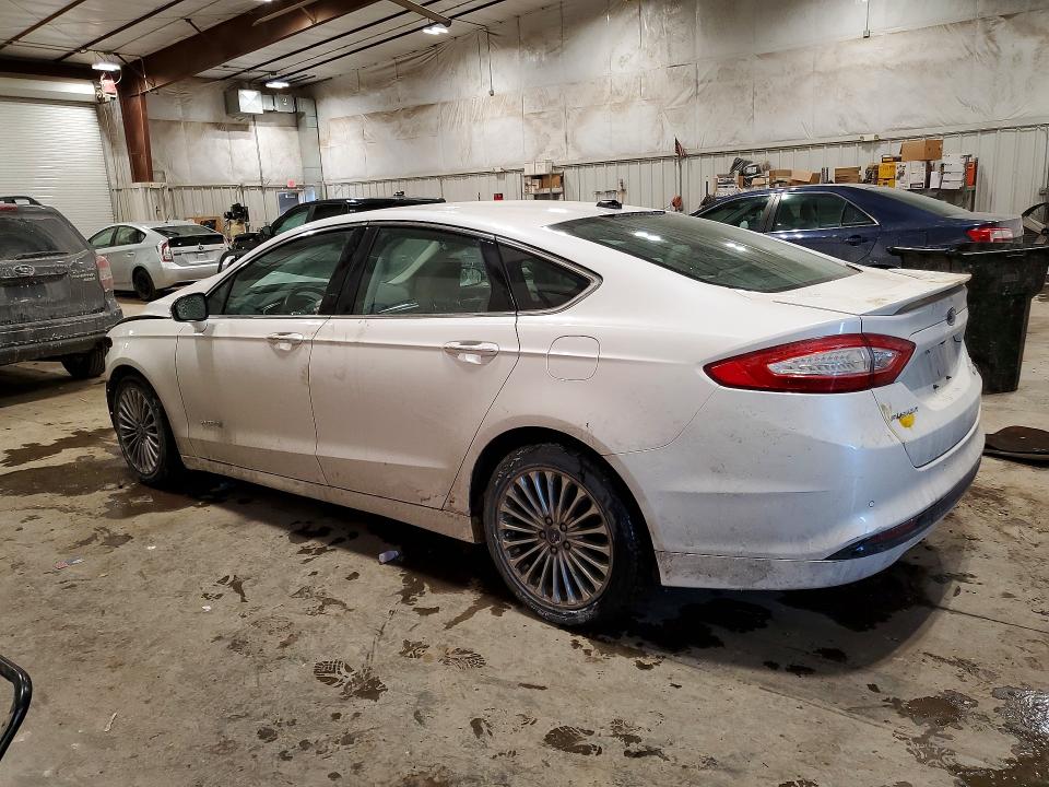 Photo 2 from auction – 2014 FORD FUSION with VIN 3FA6P0RU8ER239305