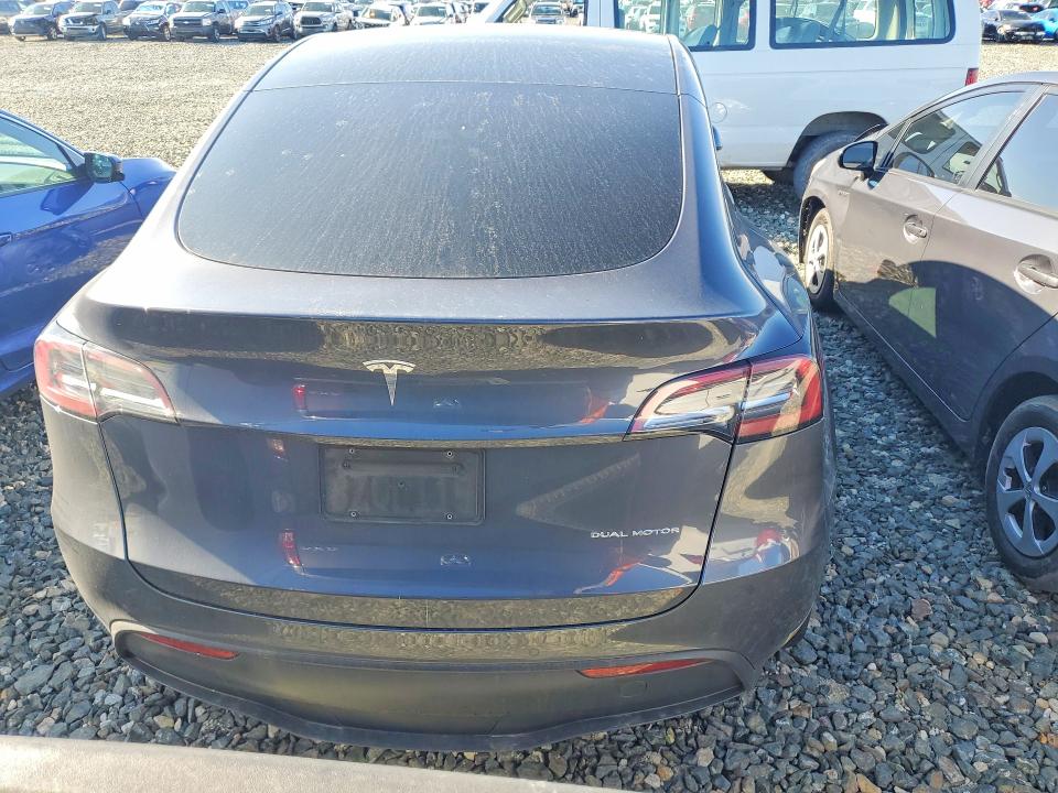 Photo 6 from auction – 2022 TESLA MODEL Y with VIN 7SAYGDEE8NF329325