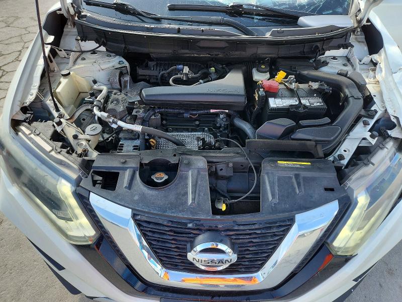 Photo 12 from auction – 2017 NISS ROGUE with VIN 5N1AT2MT7HC819833