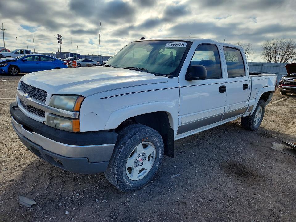 CHEVROLET SILVERADO 2004 with VIN 2GCEK13TX41423187 - Photo from auction