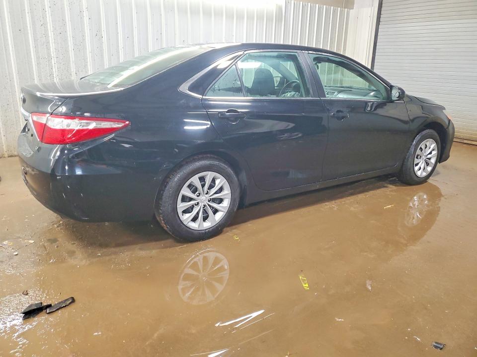 Photo 3 from auction – 2017 TOYOTA CAMRY with VIN 4T1BF1FK9HU443365