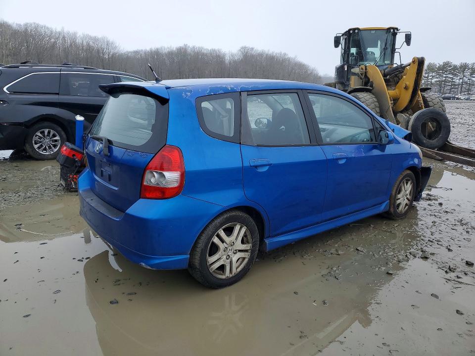 صورة رقم 3 من المزاد - 2007 HONDA FIT مع VIN JHMGD38657S024241
