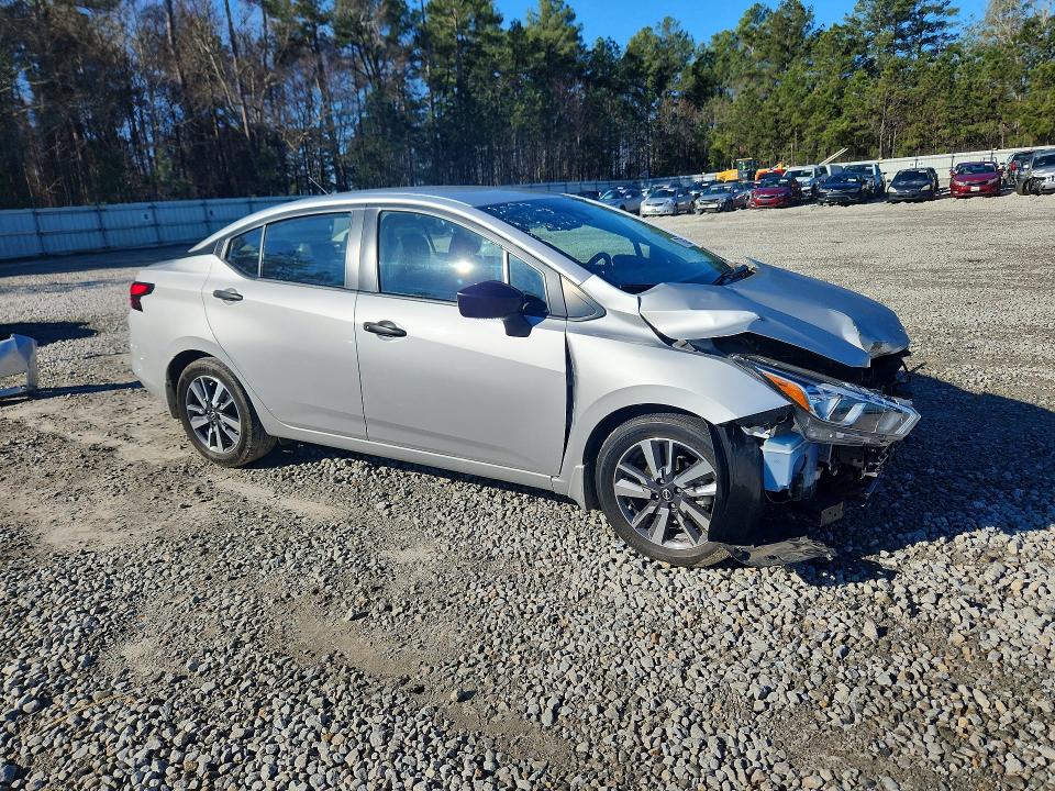 Photo 4 from auction – 2024 NISSAN VERSA with VIN 3N1CN8DV3RL837069
