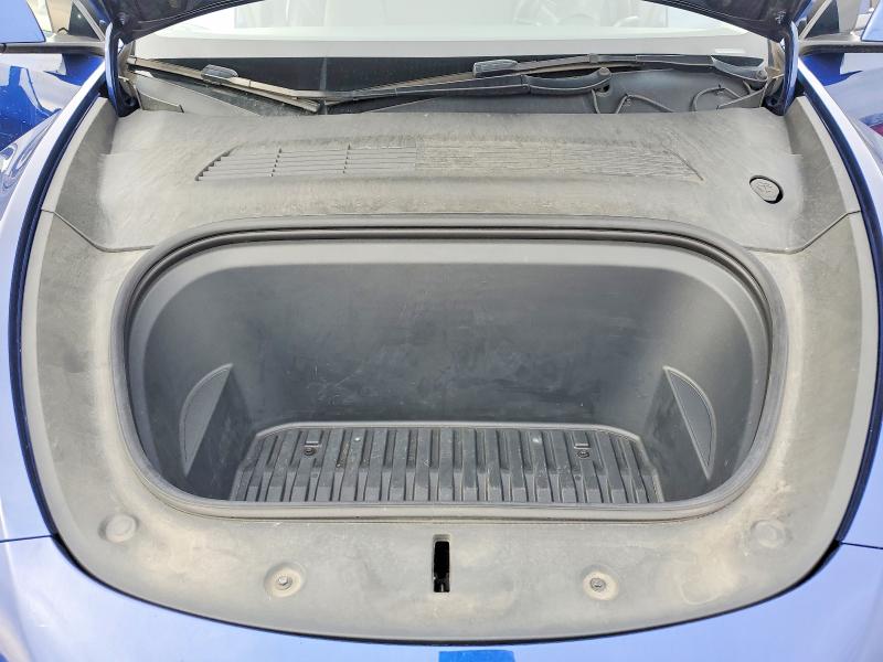 Photo 11 from auction – 2021 TESLA MODEL Y with VIN 5YJYGDEE3MF105343