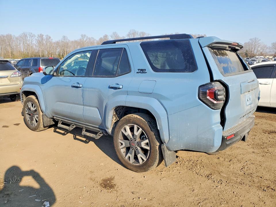 Photo 2 from auction – 2025 TOYOTA 4RUNNER with VIN JTEVA5BR8S5029744