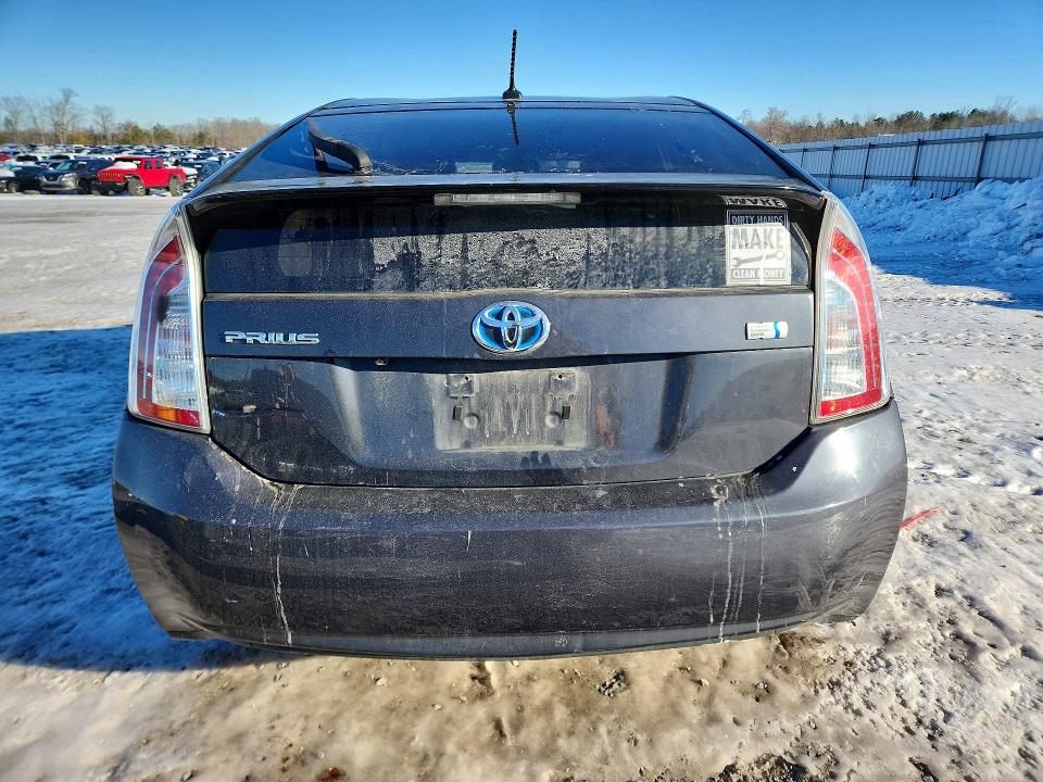 Zdjęcie 6 z aukcji – 2015 TOYOTA PRIUS z VIN JTDKN3DU0F0440995