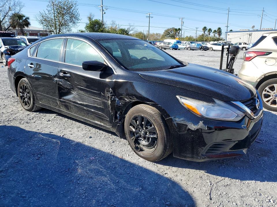 Photo 4 from auction – 2018 NISSAN ALTIMA with VIN 1N4AL3AP5JC259274