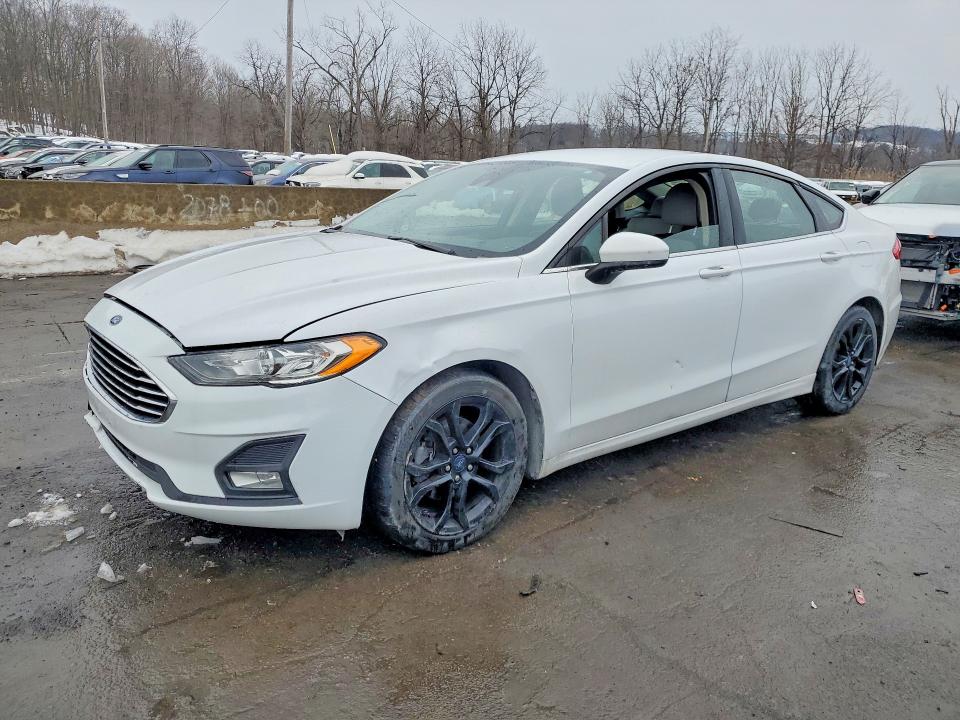 FORD FUSION 2019 with VIN 3FA6P0HDXKR239500 - Photo from auction