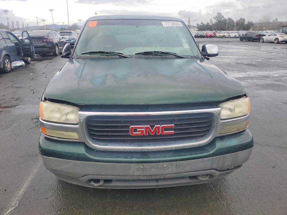 Photo 5 from auction – 2002 GMC NEW SIERRA with VIN 2GTEC19V421224123