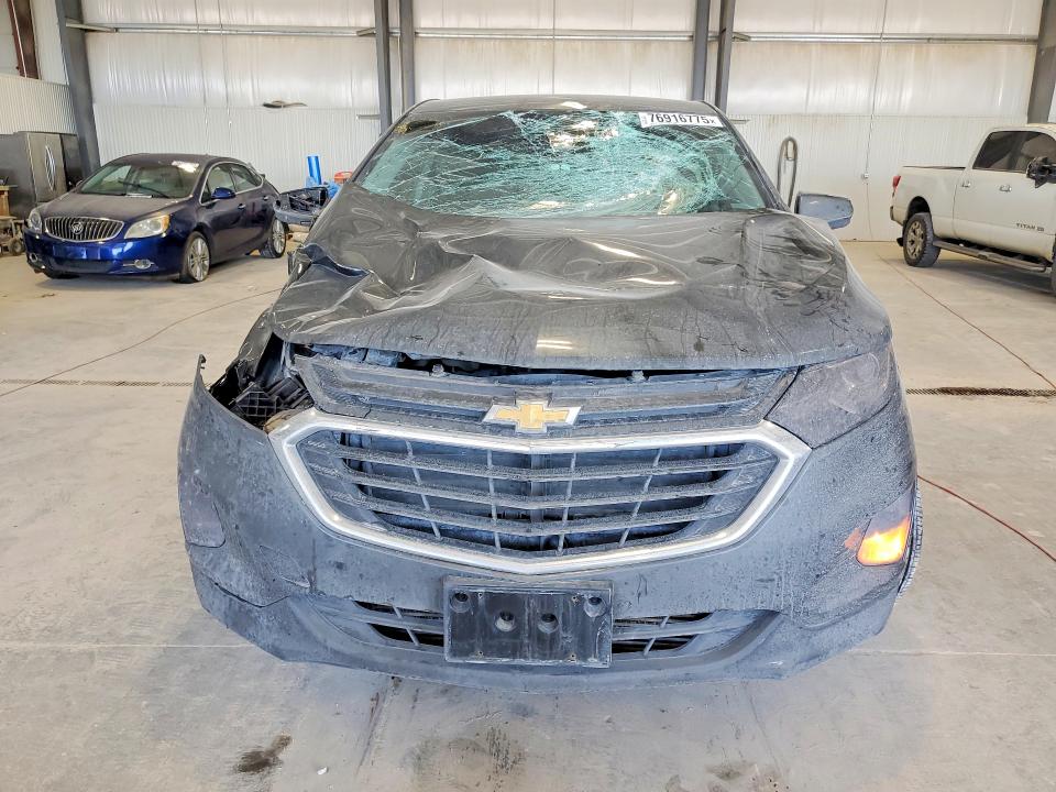 Photo 5 from auction – 2020 CHEVROLET EQUINOX with VIN 2GNAXJEV8L6263897