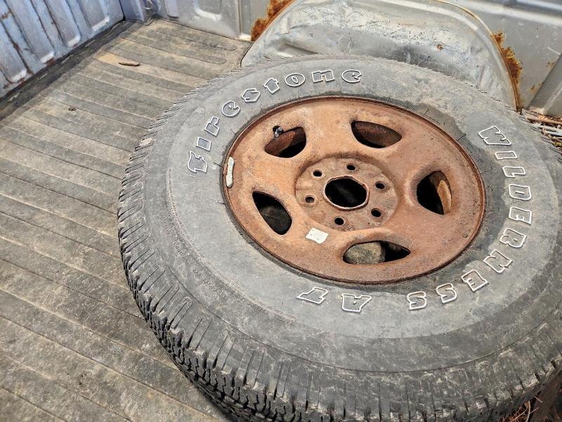 Photo 12 from auction – 2004 CHEVROLET SILVERADO with VIN 2GCEK13T241299450