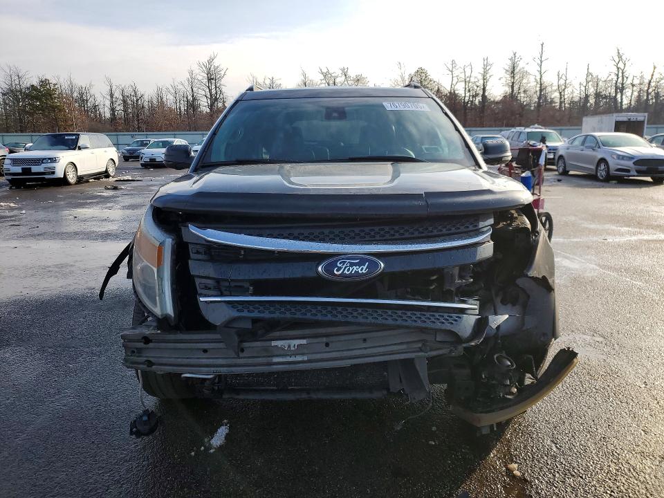 Photo 5 from auction – 2014 FORD EXPLORER L with VIN 1FM5K8F87EGA76370