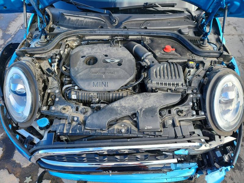 Photo 11 from auction – 2016 MINI COOPER S with VIN WMWXP7C54G3B49708