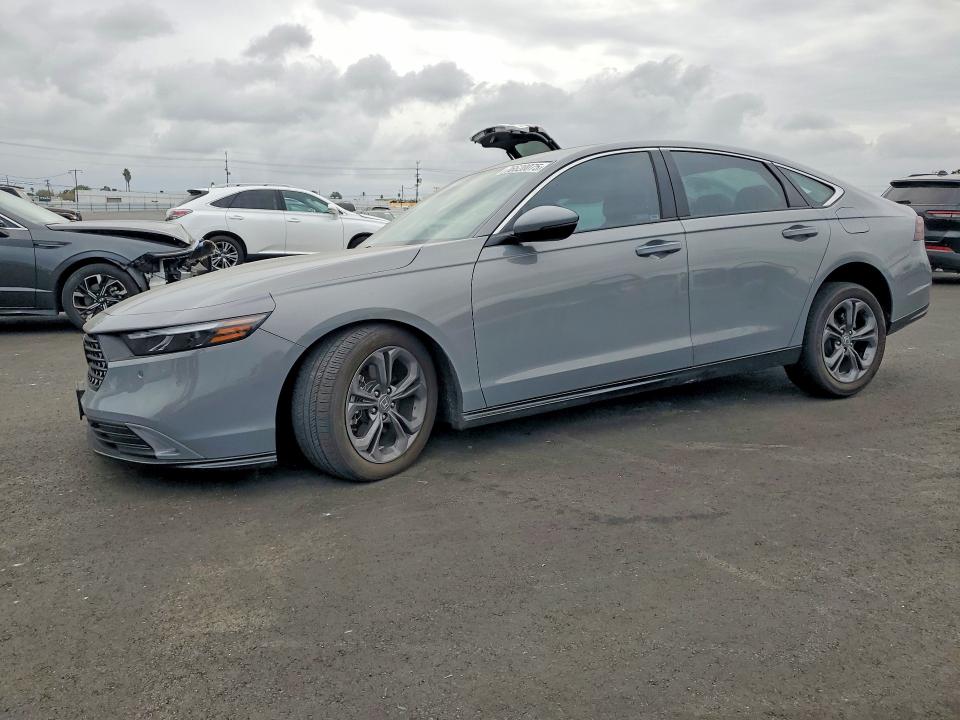 Photo 1 from auction – 2025 HONDA ACCORD with VIN 1HGCY2F67SA068260