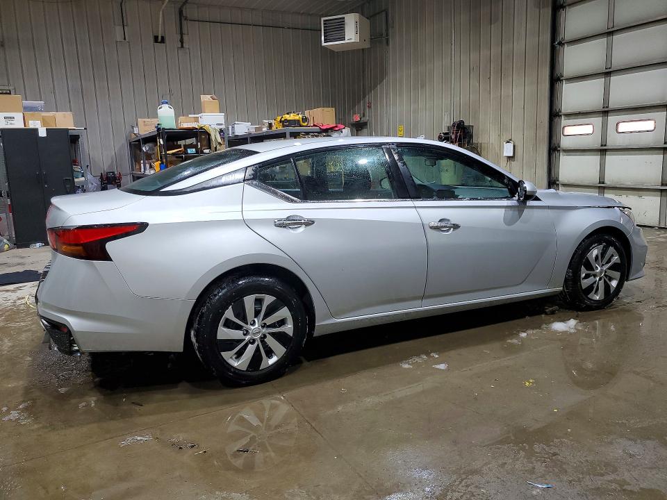 Photo 3 from auction – 2021 NISSAN ALTIMA S with VIN 1N4BL4BV1MN398981