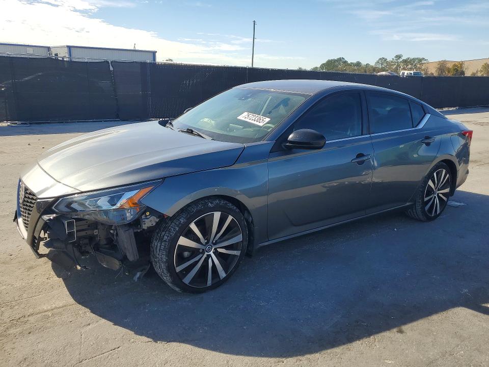 NISSAN ALTIMA 2020 with VIN 1N4BL4CV7LC231369 - Photo from auction