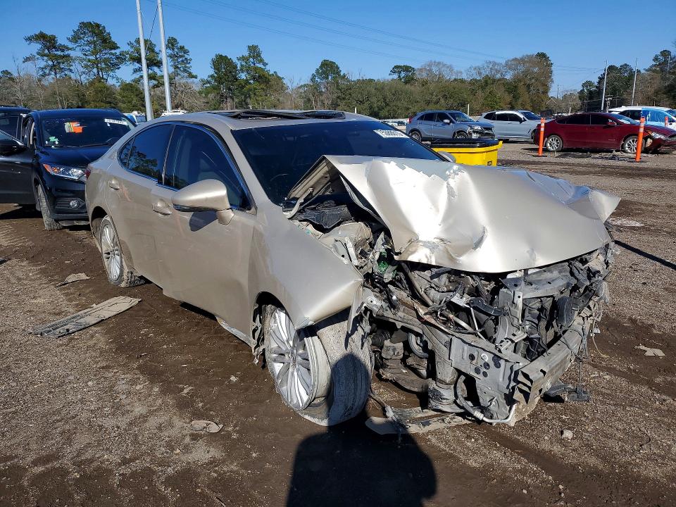 Photo 4 from auction – 2014 LEXUS ES with VIN JTHBK1GG2E2097854
