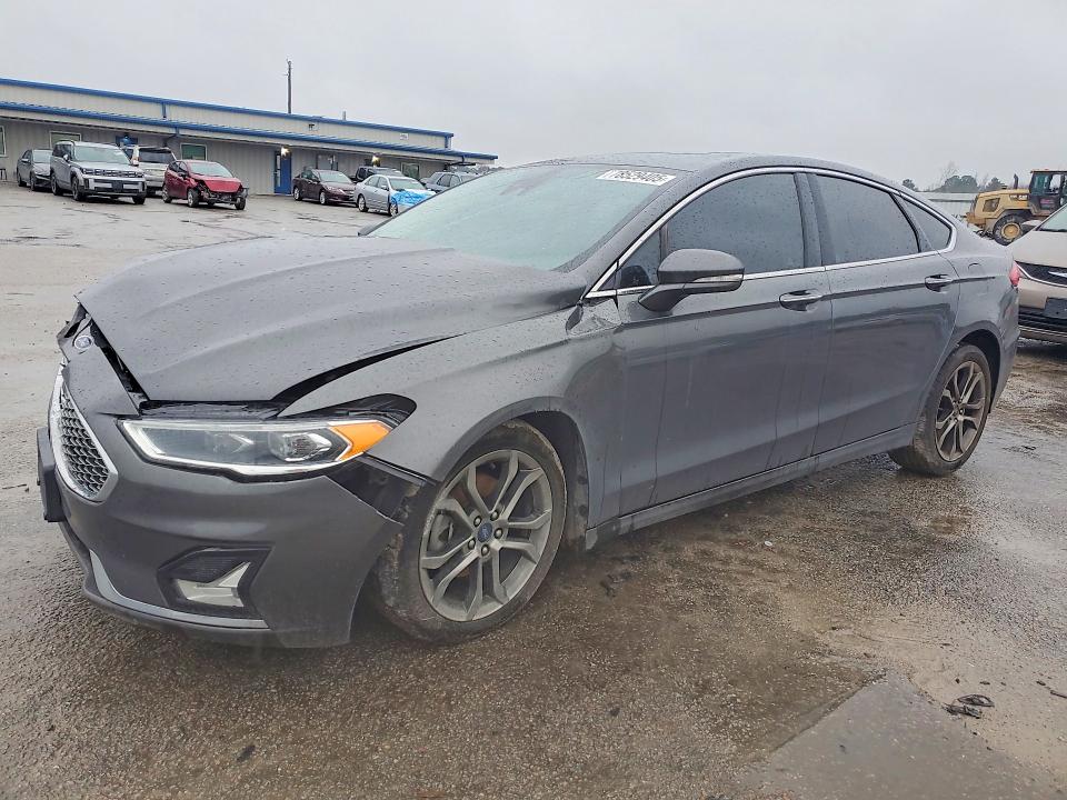 FORD FUSION 2020 with VIN 3FA6P0RUXLR140210 - Photo from auction