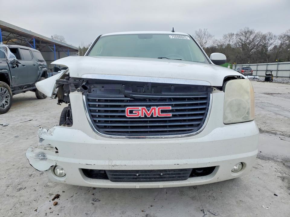 Photo 5 from auction – 2010 GMC YUKON with VIN 1GKMCCE35AR166481