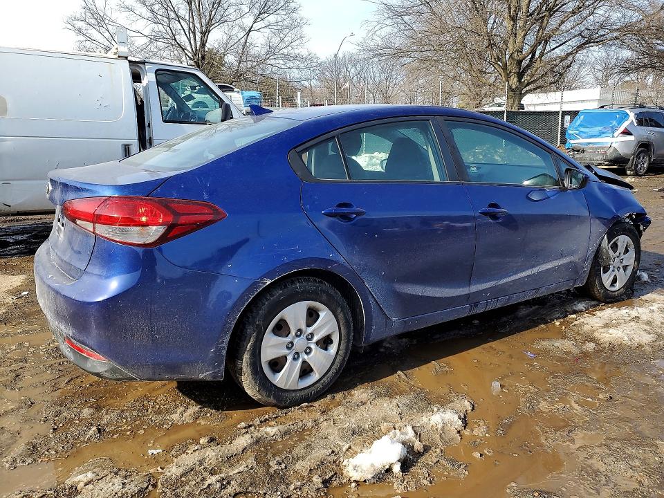 Photo 3 from auction – 2017 KIA FORTE with VIN 3KPFL4A75HE096862