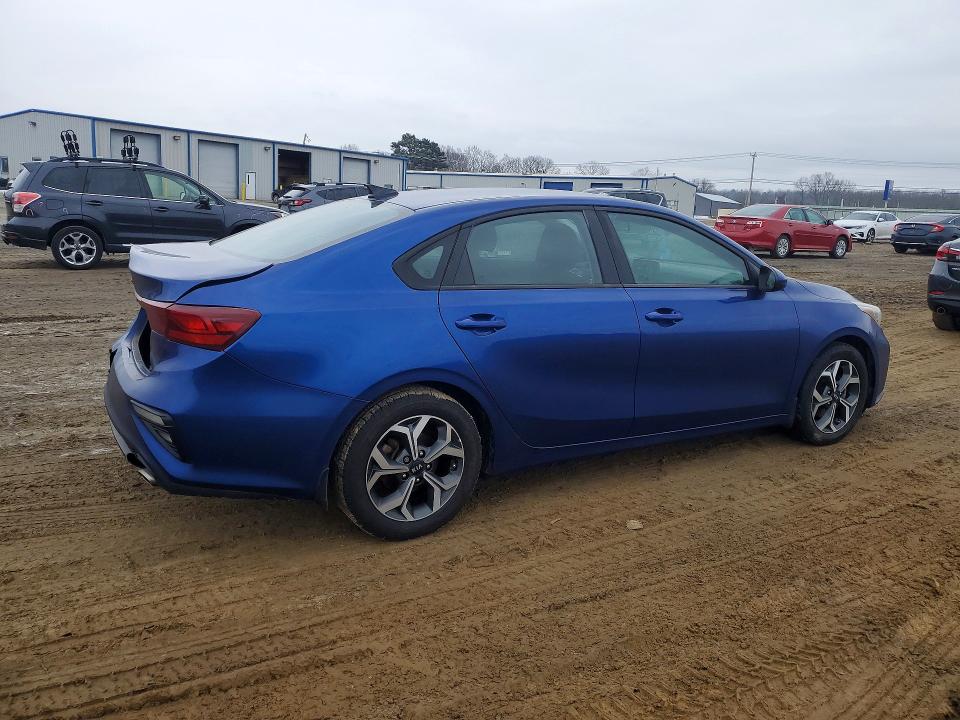 Photo 3 from auction – 2019 KIA FORTE FE with VIN 3KPF24AD7KE063491