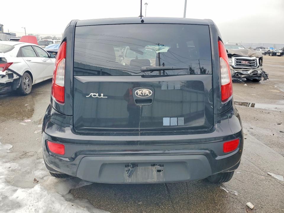 Photo 6 from auction – 2013 KIA SOUL with VIN KNDJT2A53D7749230