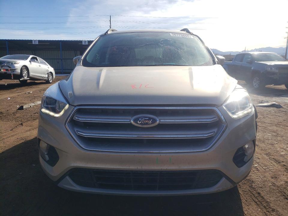 Photo 5 from auction – 2017 FORD ESCAPE with VIN 1FMCU0G90HUB29300
