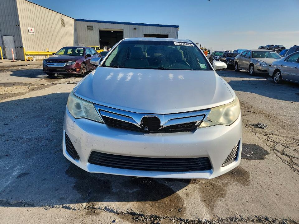 Photo 5 from auction – 2013 TOYOTA CAMRY with VIN 4T4BF1FKXDR284503