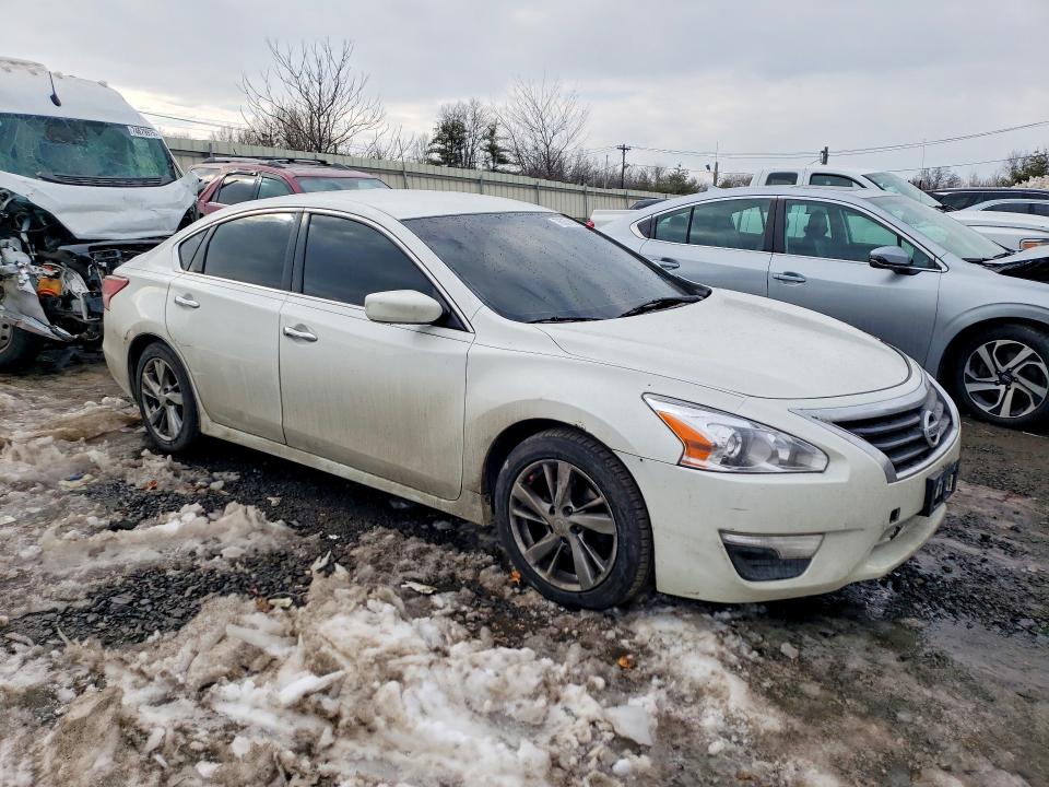 Photo 4 from auction – 2013 NISSAN ALTIMA 2.5 with VIN 1N4AL3AP0DN542013
