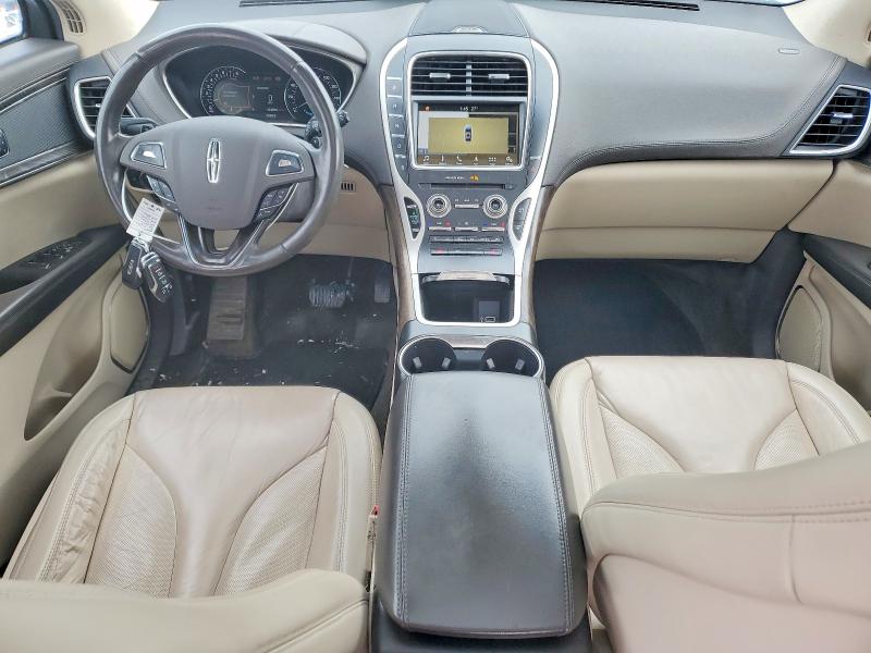Foto 8 de la subasta – 2017 LINCOLN MKX con VIN 2LMPJ6KP4HBL35670