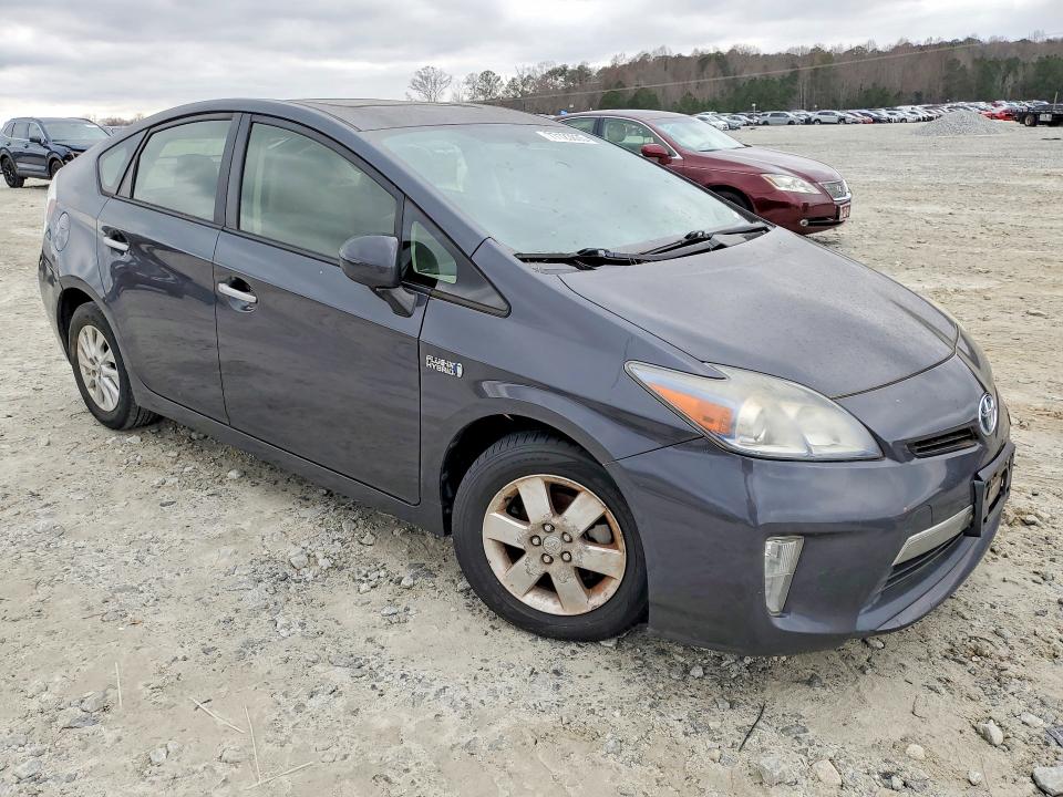 Photo 4 from auction – 2012 TOYOTA PRIUS PLUG with VIN JTDKN3DP0C3019301