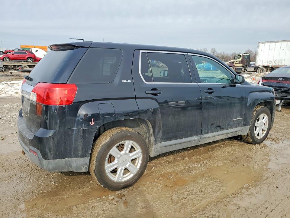 Photo 3 from auction – 2015 GMC TERRAIN with VIN 2GKALMEKXF6166155