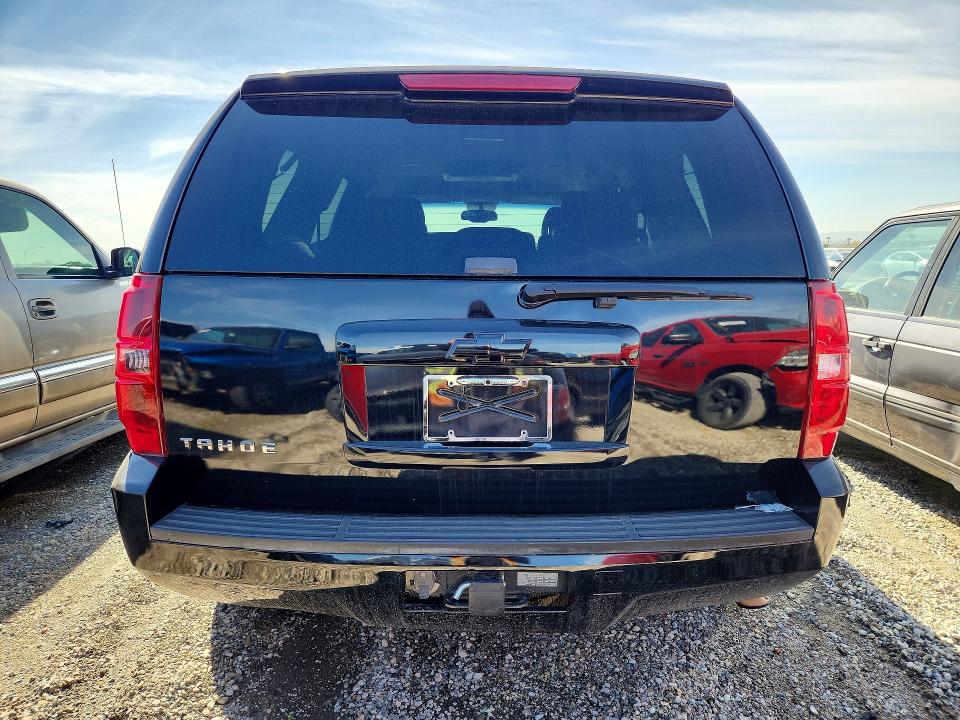 Photo 6 from auction – 2007 CHEVROLET TAHOE with VIN 1GNFC13J27R143735