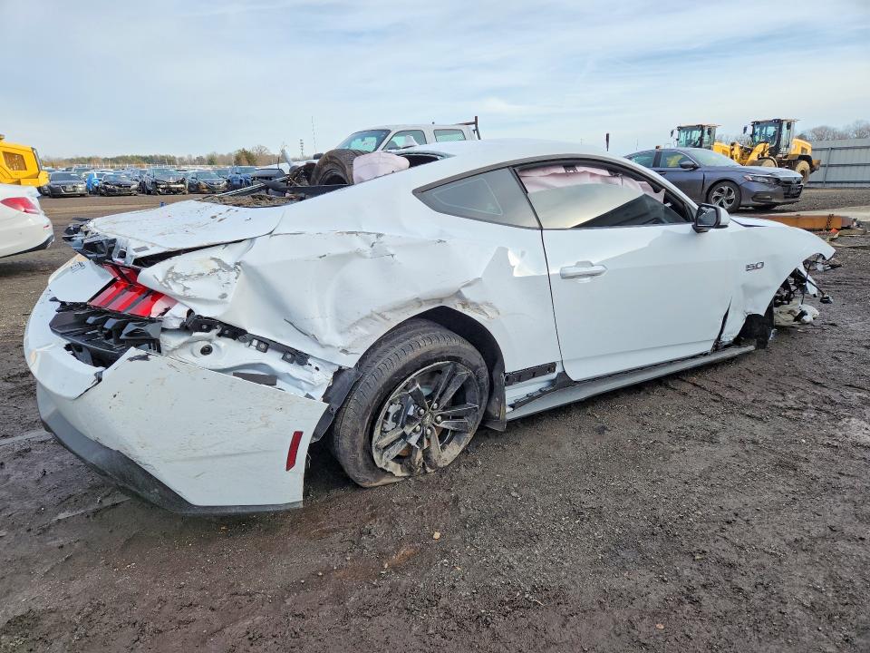 Photo 3 from auction – 2026 FORD MUSTANG with VIN 1FA6P8CF3T5400443