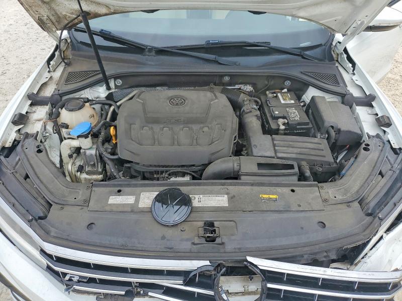 Photo 11 from auction – 2018 VOLKSWAGEN PASSAT with VIN 1VWAA7A31JC017874