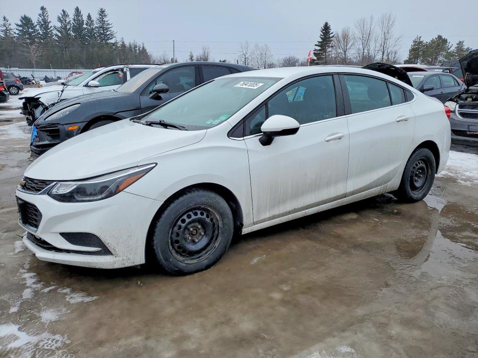 CHEVROLET CRUZE LT 2017 with VIN 3G1BE5SM0HS547872 - Photo from auction