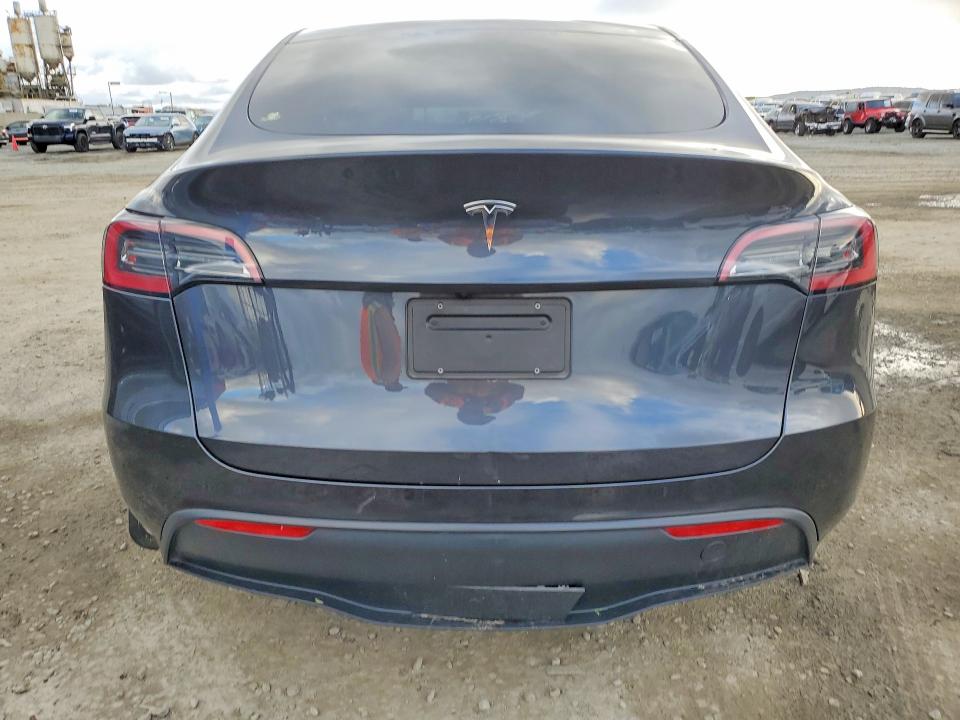 Photo 6 from auction – 2024 TESLA MODEL Y with VIN 7SAYGDED3RF028944