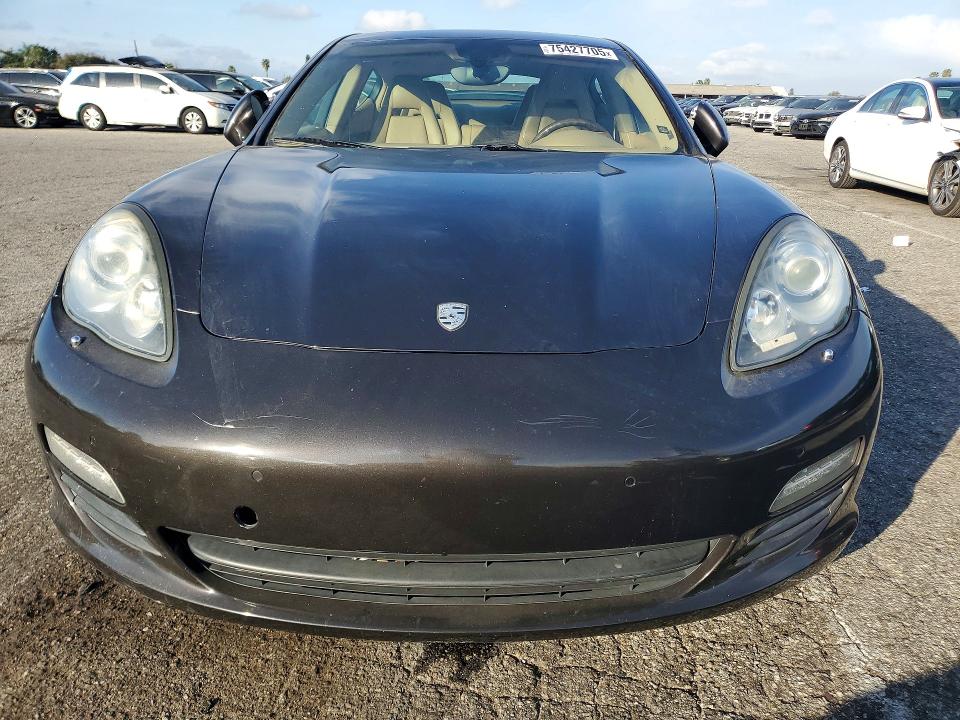 Photo 5 from auction – 2011 PORSCHE PANAMERA with VIN WP0AB2A72BL062233