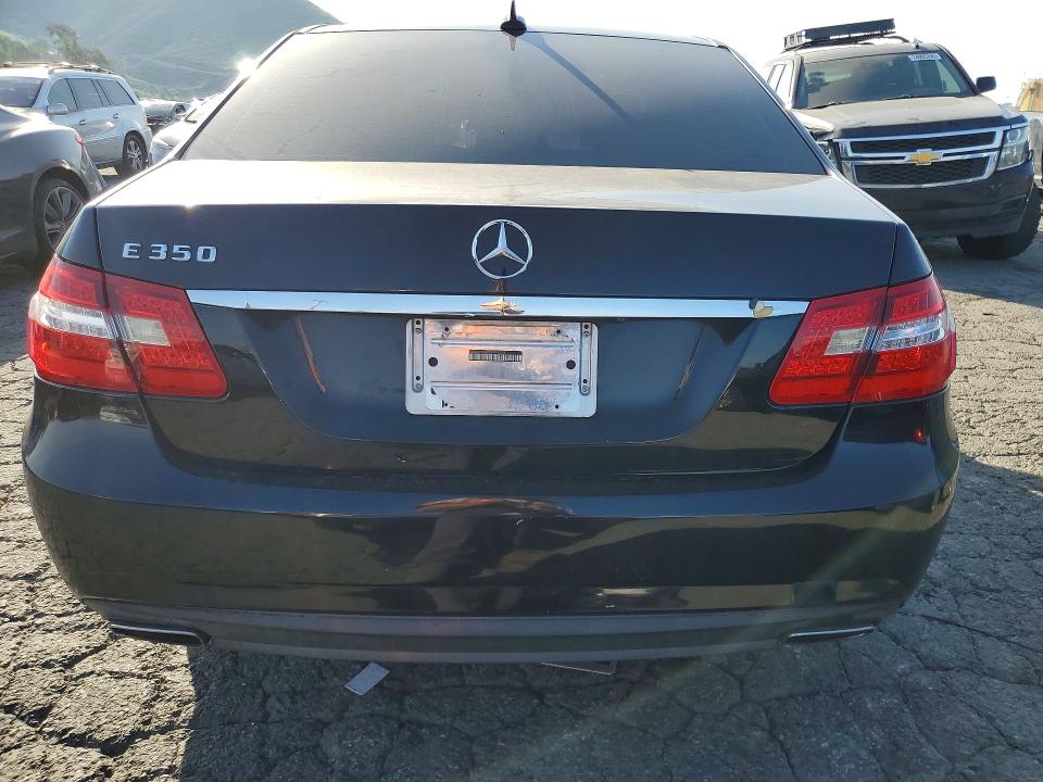 Zdjęcie 6 z aukcji – 2011 MERCEDES-BENZ E z VIN WDDHF5GB0BA474278