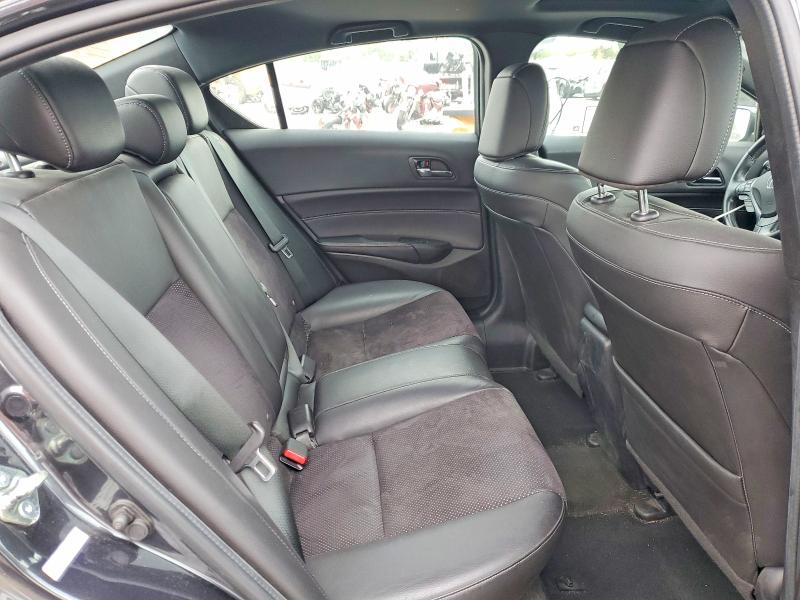 Photo 10 from auction – 2016 ACURA ILX PREMIU with VIN 19UDE2F85GA003297
