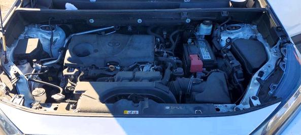 Photo 12 from auction – 2020 TOYOTA RAV4 with VIN 2T3H1RFV3LW066114