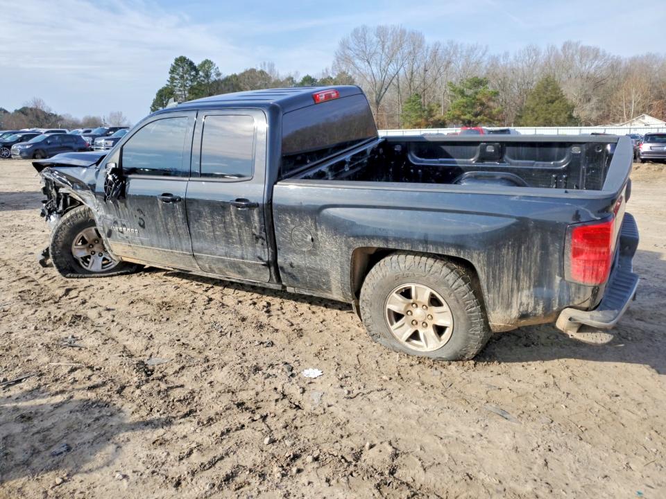 Photo 2 from auction – 2018 CHEVROLET SILVERADO with VIN 1GCRCREC3JZ159324