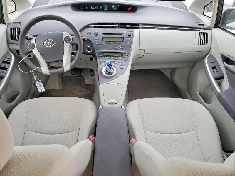 Photo 8 from auction – 2011 TOYOTA PRIUS with VIN JTDKN3DU2B5321052