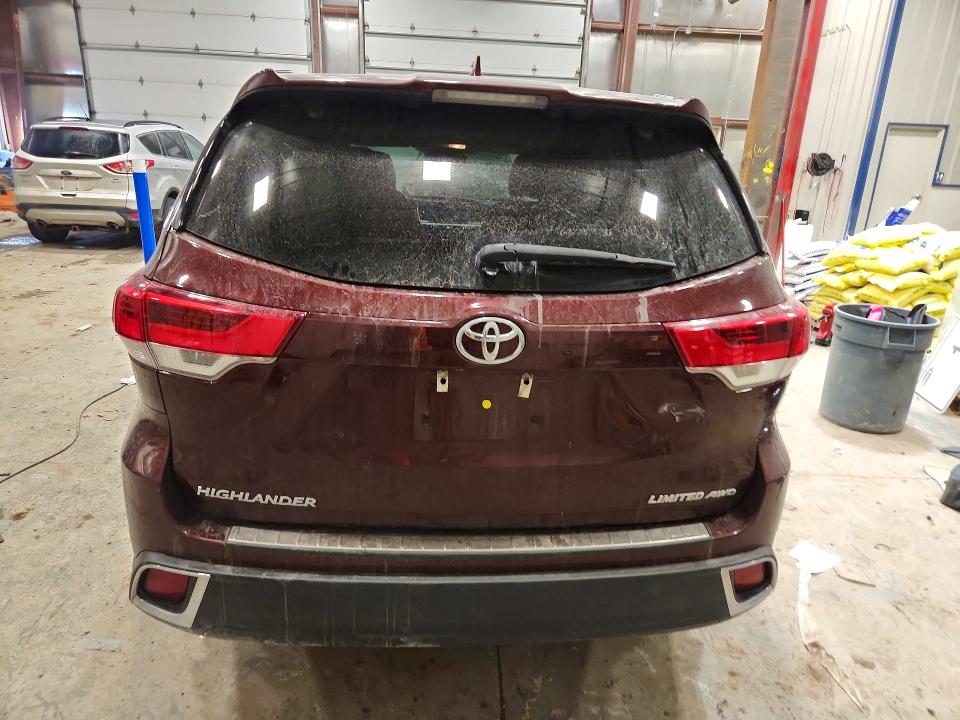 Photo 6 from auction – 2019 TOYOTA HIGHLANDER with VIN 5TDDZRFH9KS935817