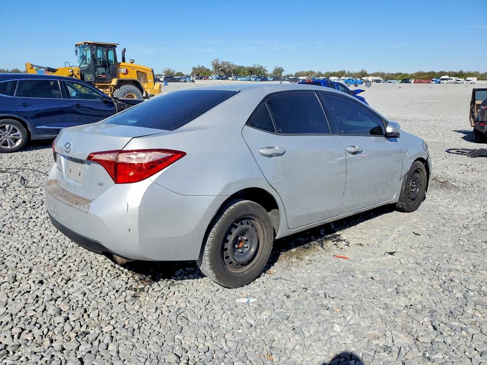 صورة رقم 3 من المزاد - 2017 TOYOTA COROLLA L مع VIN 5YFBURHE1HP704419