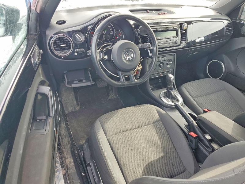 Photo 8 from auction – 2012 VOLKSWAGEN BEETLE with VIN 3VWJX7AT0CM626826