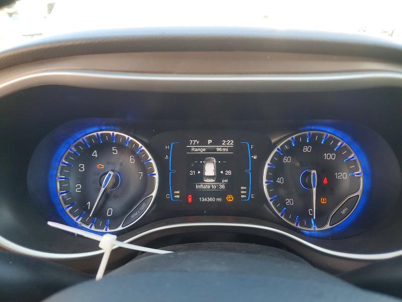 Photo 9 from auction – 2017 CHRYSLER PACIFICA L with VIN 2C4RC1CG6HR608698