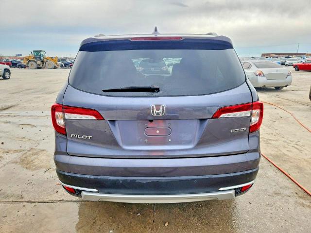 Photo 6 from auction – 2022 HONDA PILOT TOUR with VIN 5FNYF5H68NB029178