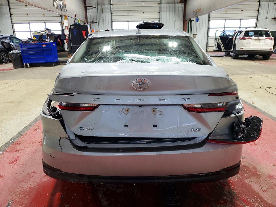 Photo 6 from auction – 2025 TOYOTA CAMRY with VIN 4T1DAACK7SU182210